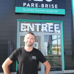 123 Pare-brise