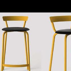 4 Pieds