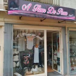 A Fleur De Peau