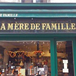 A La Mère De Famille