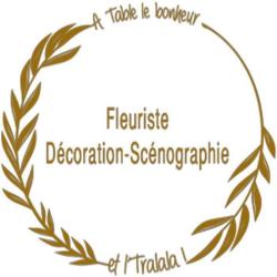 A Table Le Bonheur Et Le Tralala