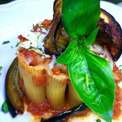 A Tavola