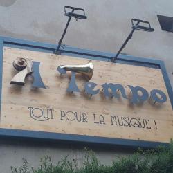 A Tempo