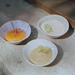 Ajar