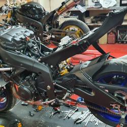 Akro Motos 13