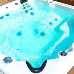 Aquilus Piscines Spas