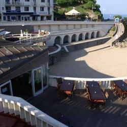Arena Café