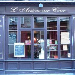 Arsène Sur Cour