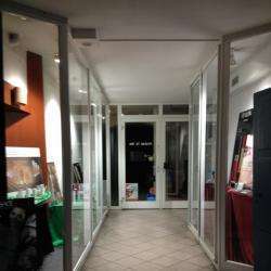 Art Et Beauté (parfumerie Institut)