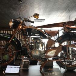 Au Bureau
