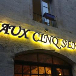 Aux Cinq Sens