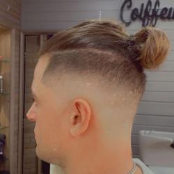 Au Coin Du Barbier