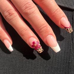 Au Comptoir De L'ongle