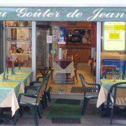 Au Gouter De Jeanne