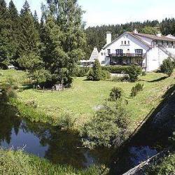 Au Moulin Des Truites Bleues