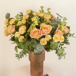 Au Nom De La Rose