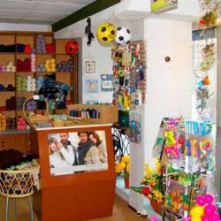 Au Petit Bazar