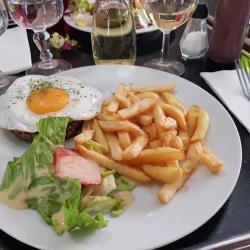 Au Petit Creux