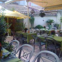 Au Petit Patio