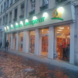 Au Vieux Campeur