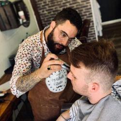 Authentik Barber