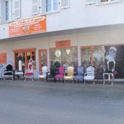 Aux Clous D'argent