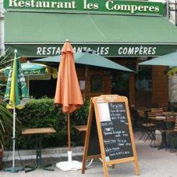 Aux Comperes