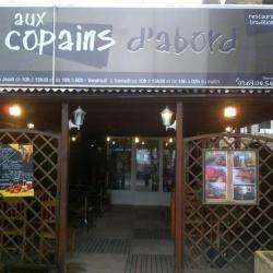 Aux Copains D'abord