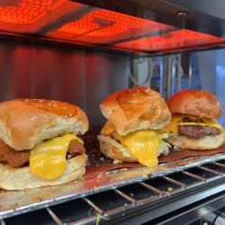 Avec Amour - Le Burger Belleville