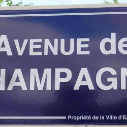 Avenue De Champagne