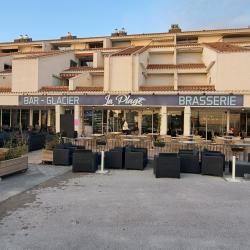 B. B. G.  La Plage