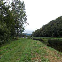 Balade Sur Les Bords De L'aulne