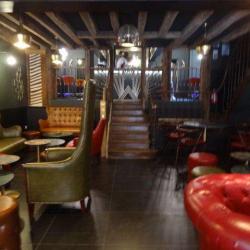 Bar L' Arrogant