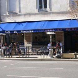 Bar Le Ronceray Chez La Mere