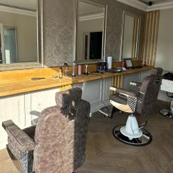 Barber Hh