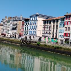 Bayonne