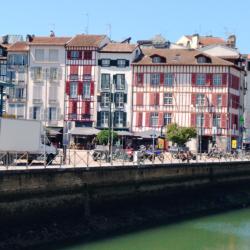 Bayonne