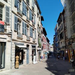 Bayonne