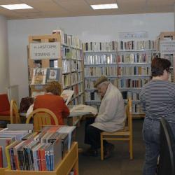 Bibliotheque Louis Aragon