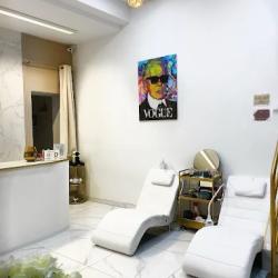 Blk Beauty House