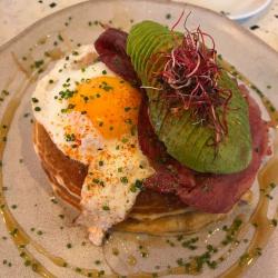Bloomy Brunch & Coffee