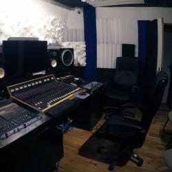 Blue Lines Records