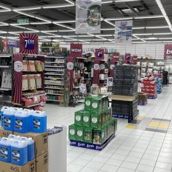 B&m