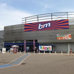 B&m