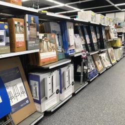 B&m