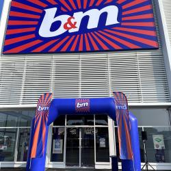 B&m