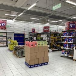 B&m