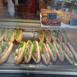 Boulangerie De Clignancourt