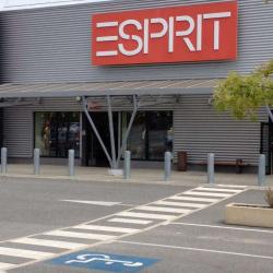 Boutique Esprit