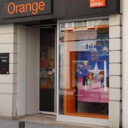 Boutique Orange
